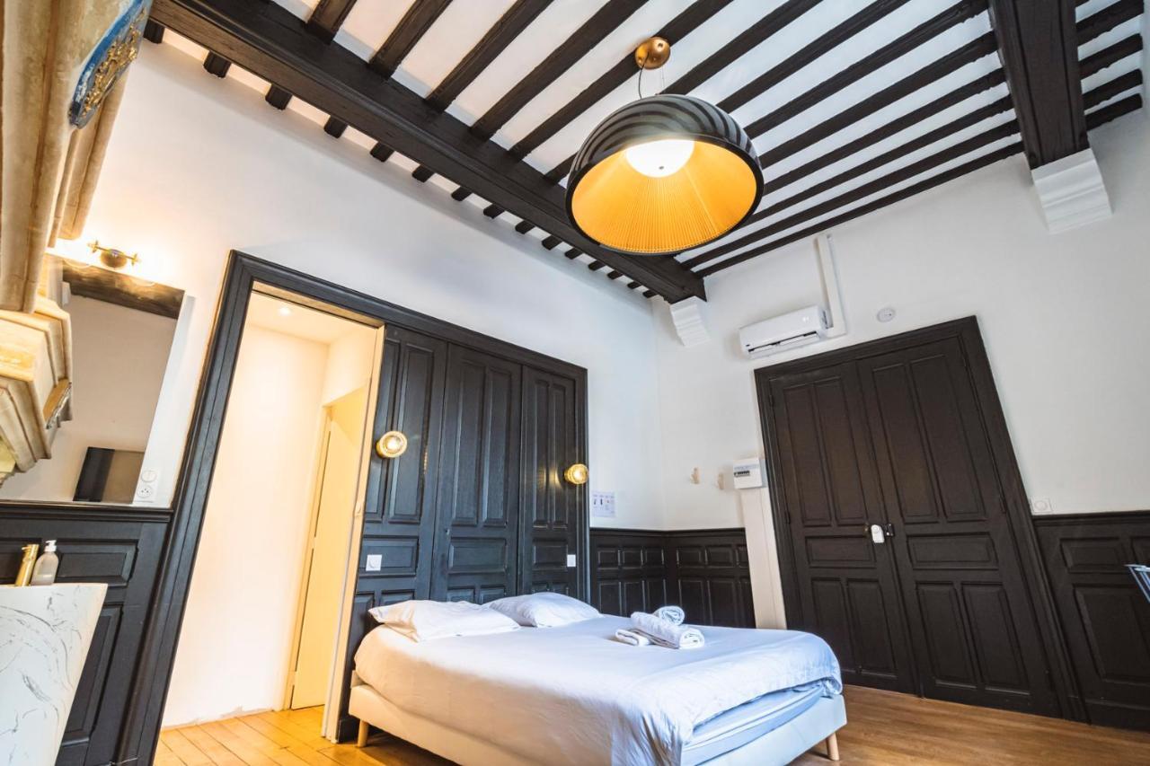 Apartmán Tournelles Vue Cathedrale- Maison Climatisee Du Xvie Siecle Classee Remeš Exteriér fotografie