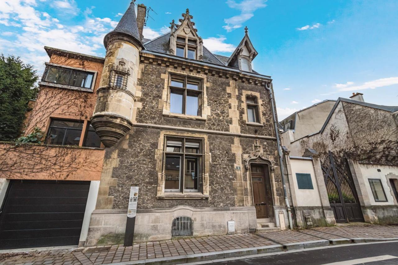 Apartmán Tournelles Vue Cathedrale- Maison Climatisee Du Xvie Siecle Classee Remeš Exteriér fotografie