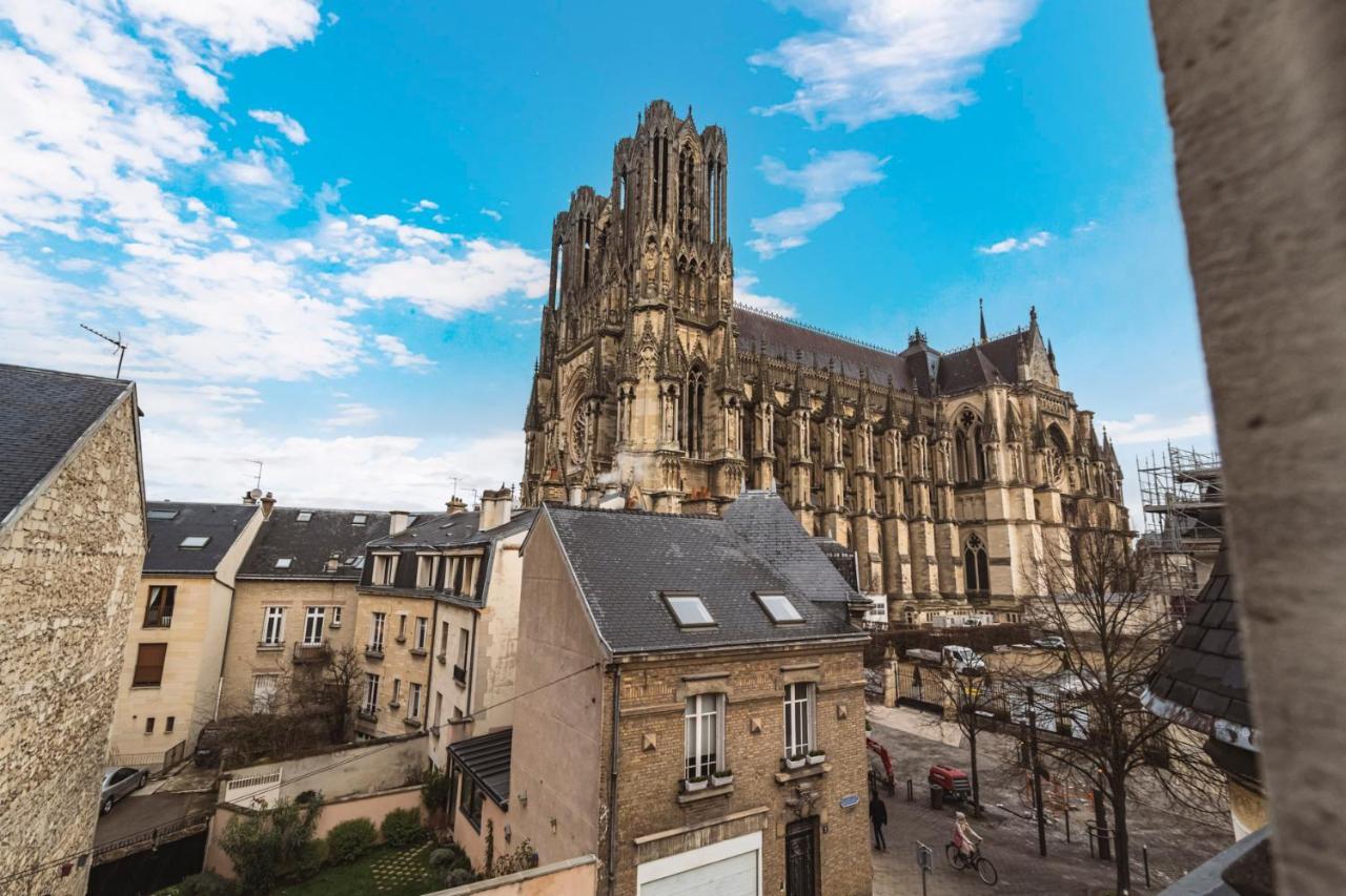 Apartmán Tournelles Vue Cathedrale- Maison Climatisee Du Xvie Siecle Classee Remeš Exteriér fotografie